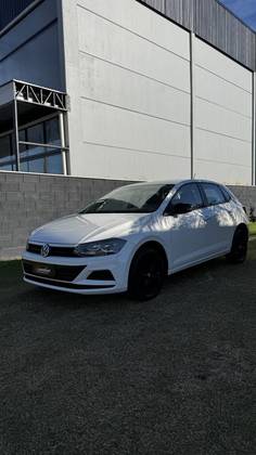 VOLKSWAGEN POLO 1.0 MPI TOTAL FLEX MANUAL VOLKSWAGEN POLO 1.0 MPI TOTAL FLEX MANUAL